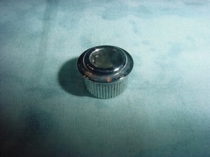 VINTAGE ORIGINAL GUITAR TUNING MACHINE STRING POST FERRULE