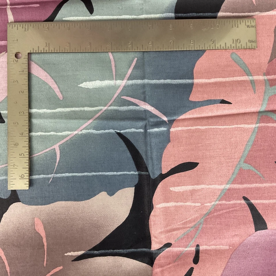 Fabricut Tropical leaf print drapery fabric panel 22" x 56" - Image 2 of 4