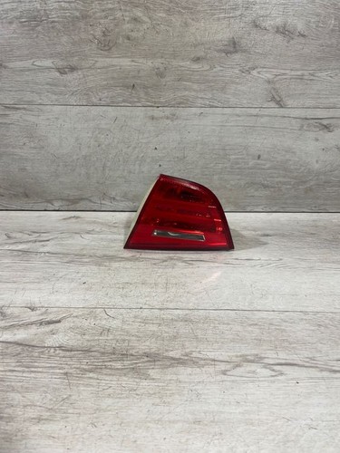 BMW 3 E90 E91 2009 Rückleuchte Heckleuchte innen 7154156 KAN6629