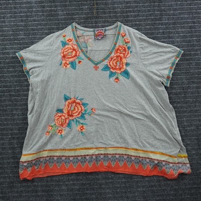 Johnny Was Embroidered Floral T-Shirt Womens 2X Gray Boho V-Neck Short Sleeve