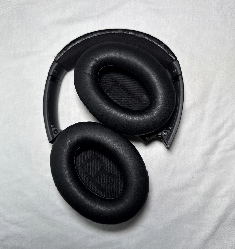 Bose QuietComfort 35 Noise Cancelling Series I Wireless Headphones QC35 Black - image 4 of 4