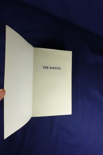 THE RAVENS Christopher Robbins PILOTS OF THE SECRET WAR OF LAOS Shabby Condition - Bild 3 von 12