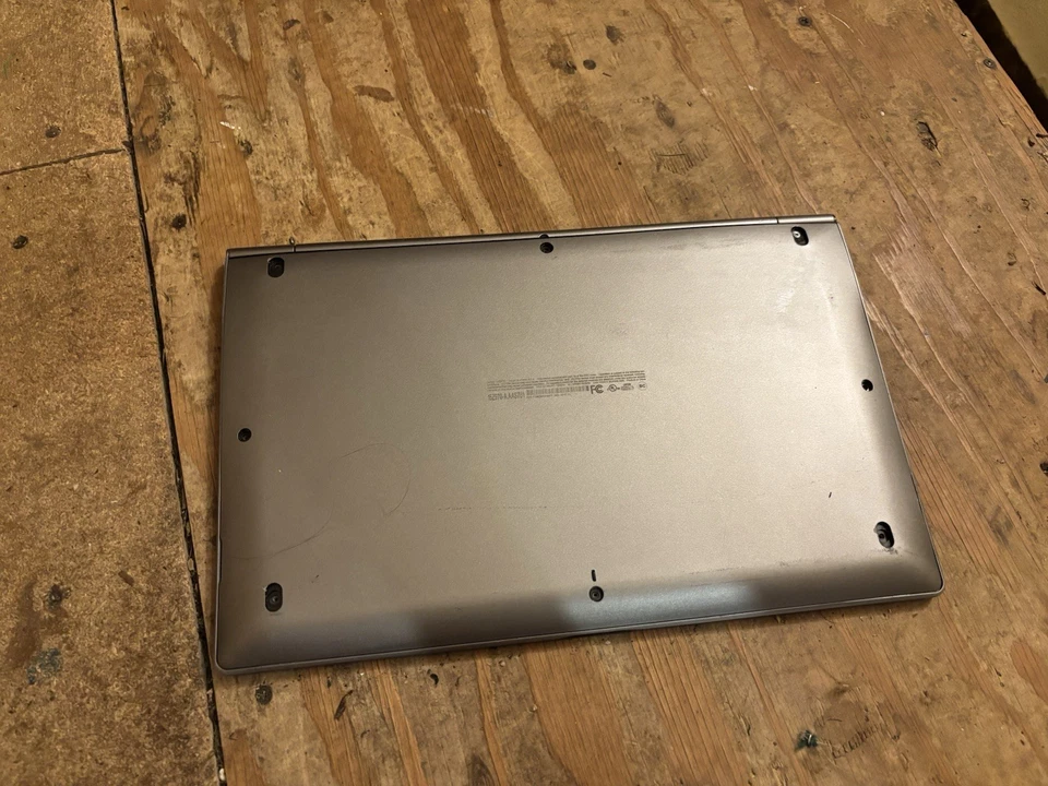 "Laptop 15"" ultraligera LG gram 15Z970 i5 7ª generación, 8 GB de RAM, tal cual, alimentación, LCD defectuosa" Foto 3 de 4