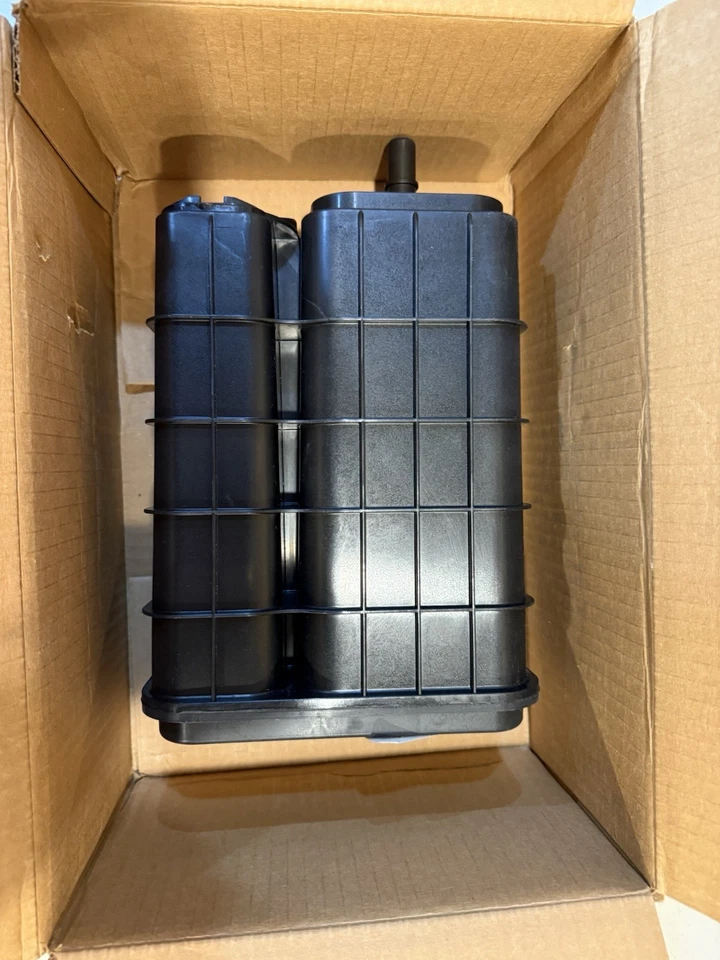 NUEVO Bote de vapor genuino Mopar 04891780AB Jeep Wrangler 3,8 L V6 Foto 2 de 3