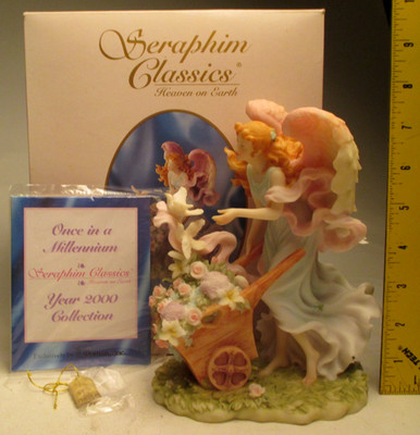 Seraphim Classics 1999 Danielle Messenger of Love #81512 by Roman Inc. New Box