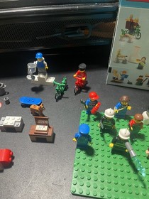 LEGO Education 9348 Community People Building Set 256 Pieces Ages 4+