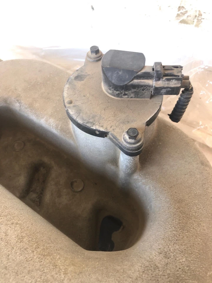 Conjunto superior colector de admisión de motor Jaguar tipo S 2000-2003 XR8E-9424-AH Foto 3 de 4