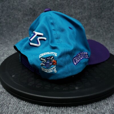 激レア☆希少 Charlotte Hornets 刺繍 キャップ 帽子 90's Vintage 90s Charlotte Hornets Sharktooth Logo Athletic