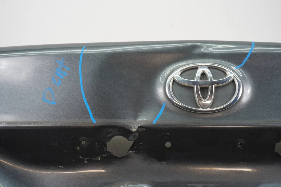 Toyota Corolla S 2011 2012 2013 maletero tapa escotilla OEM usado Foto 4 de 4