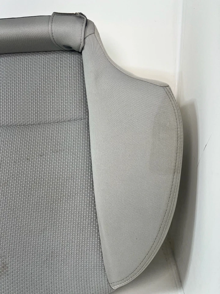 Parte inferior del asiento trasero de cuero gris Subaru FORESTER 2009 2010 2011 2012 09 10 11 12 Foto 4 de 4