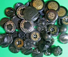 (40) VINTAGE 3/4"-1" BLACK PLASTIC SHANK 2&4-HOLE BUTTONS MIXED LOT-Z905b