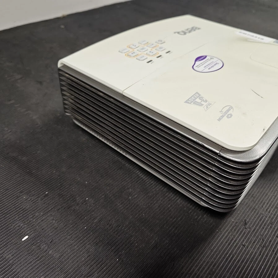 BenQ MX713ST Projektor - Ungeprüft, Kratzer, Nein Kabel - Bild 2 von 4
