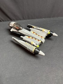2007 LEGO 7656 Star Wars Episode 3 General Grievous Starfighter
