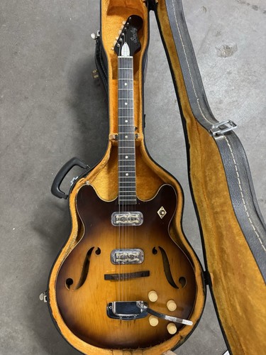 Barclay Harmony H74-3 Meteor Semi Hollowbody Vintage Guitar USA 1967 W Case - Picture 17 of 17
