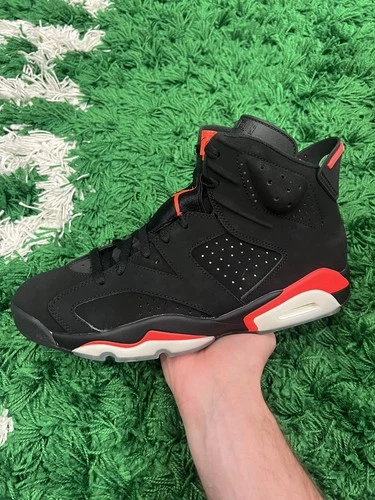 Size 10.5 - Jordan 6 Retro Mid Infrared