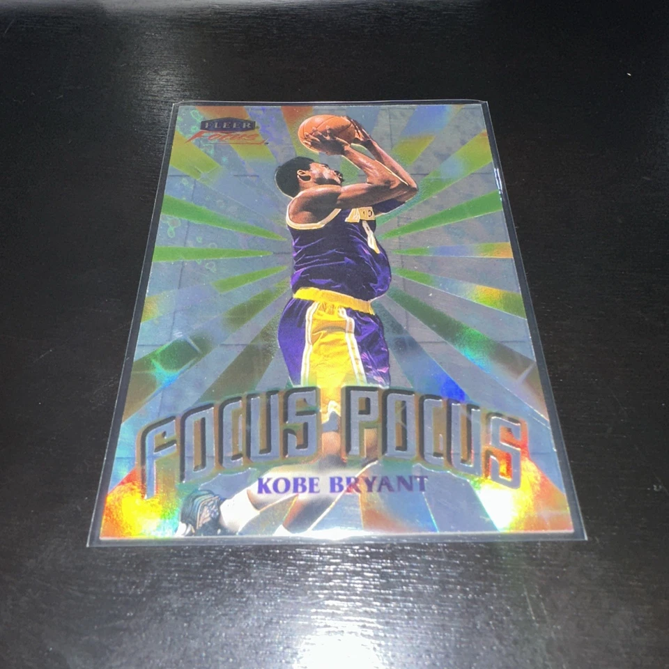 Kobe Bryant 1999-00 Fleer Focus Focus Pocus #FP5 Los Angeles Lakers RARO 🔥 Foto 3 de 3