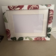 Emma Bridgewater Inspired roses design deep Photo Frame 6x4 Or 8x6”