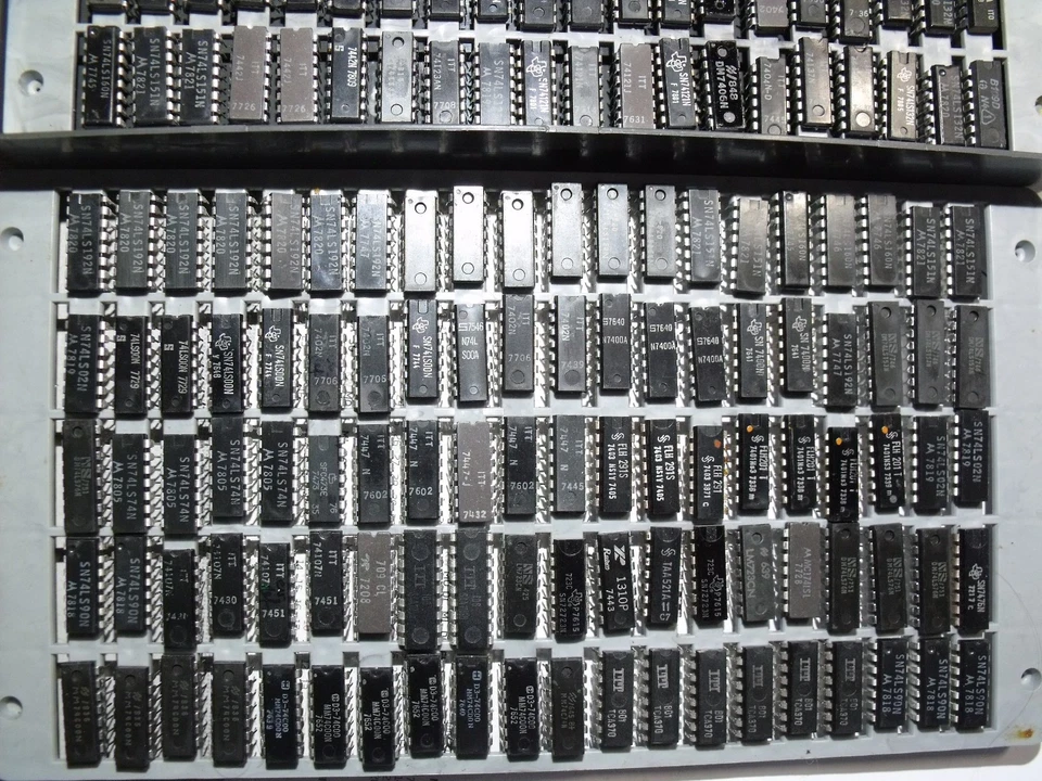 *ELEKTRONIK TEILE*74xxx SERIE KONVOLUT*ICs PLASTIK GEHÄUSE*NEU*MEHRERE TYPEN* - Bild 3 von 4