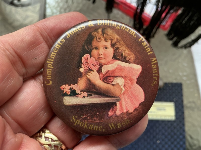 Large Pretty Little Girl Advertising Celluloid Pinback Button Pin 