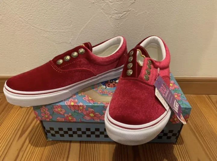Golden wind vans sales
