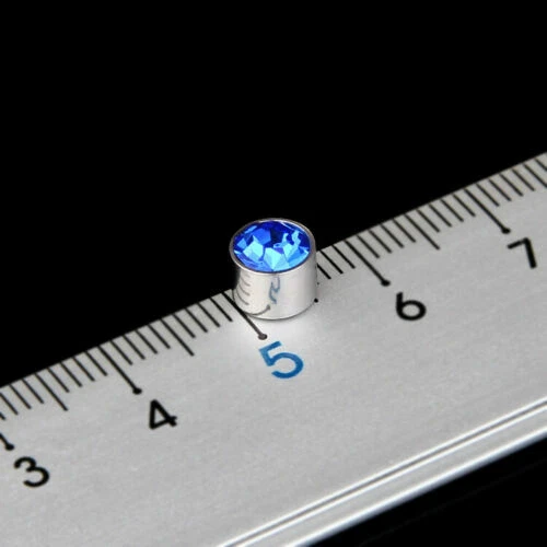 Solid Surgical Titanium Women Men 6mm Round Crystal Stud Magnetic Earrings - Picture 4 of 12
