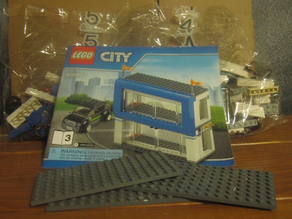 Lego city best sale 60097 city square