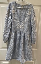 Forever 21 Girls Blue and White Dress Size M