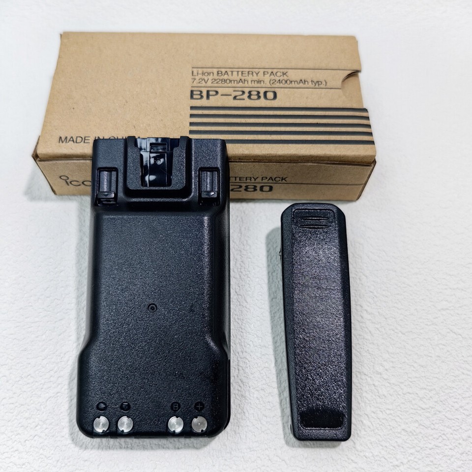 2300mAh Akku Li-Ion für Motorola PMNN4406AR PMNN4406BR PMNN4424 Funk 7,4V 405195