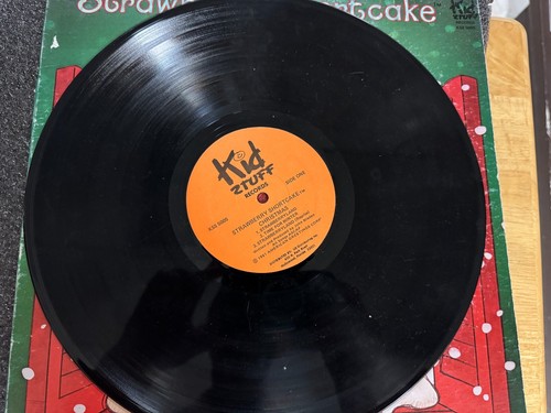 VTG 1980 Strawberry Shortcake Christmas Vinyl LP Record Album Kid Stuff - Good - Picture 12 of 14