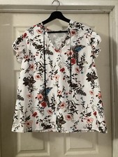 Floral Blouse Plus Size