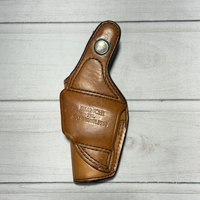 Bianchi Sig Sauer P230 Holster Tan Leather 19L Thumbsnap Belt OWB Right Hand