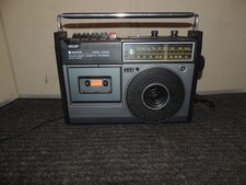 Sanyo FM-AM Radio Cassette Recorder M2422
