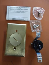 HUBBELL HBL5236 15-Amp, 125V, 5-15R, Display receptacle with Brass plate