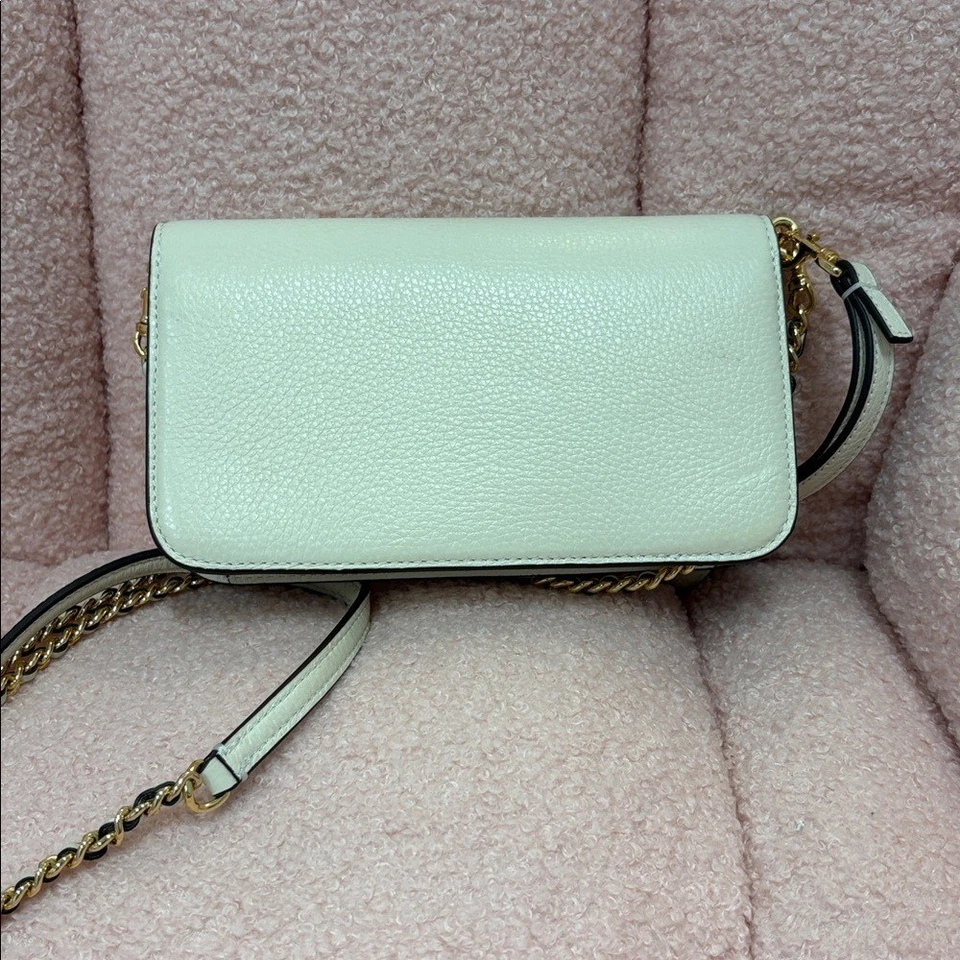 Bandolera Tory Burch marfil con cadena dorada Foto 2 de 4