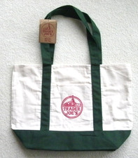 TRADER JOE'S REUSABLE TOTE BAG-GREEN W/RED LOGO APPROX. SIZE 20" X 14" X 12"