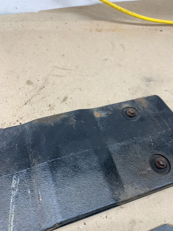 1980 93 94 96 1997 F150 F250 F350 OEM CABINA AMORTIGUADOR DE VIBRACIONES PESO F0TA-10110A06 Foto 3 de 4