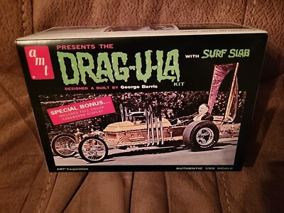 AMT MUNSTERS The Drag-U-La Kit with Surf Slab And Cardboard Display , New In Box