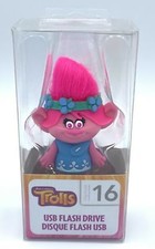 FLASH DRIVE TROLLS POPPY KEY CHAIN 16 GB USB 2.0 - NEW IN BOX / PACKAGE