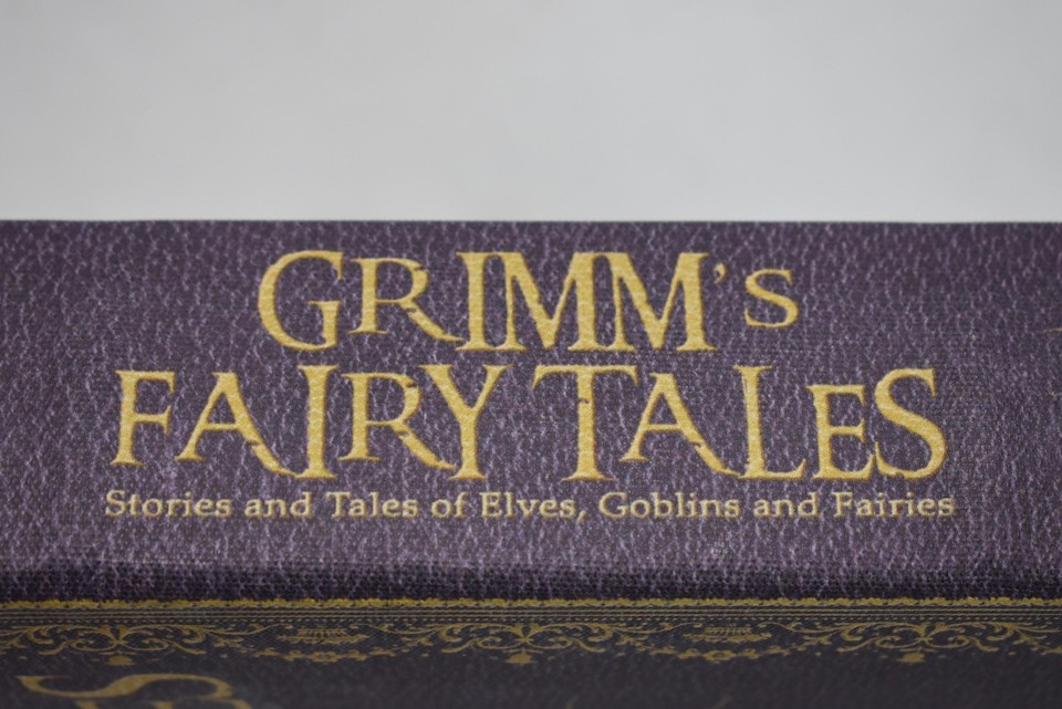 Grimm's Fairy Tales Decorative Book Box Ashland Halloween Dead Regency ...