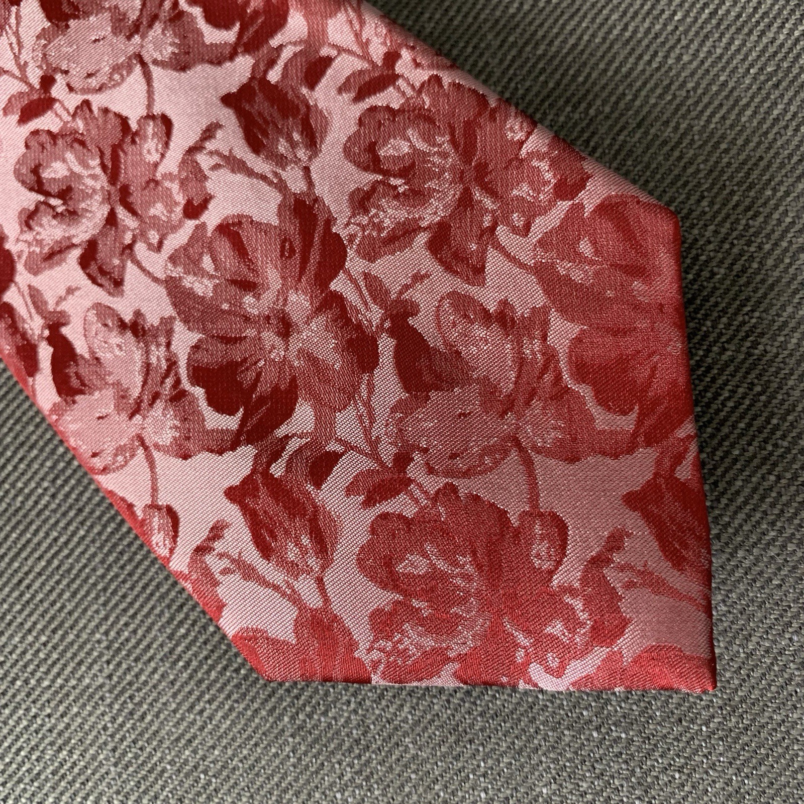 Michael Kors Men's Neck Tie Red Carman Floral Silk Blend MSRP $69.50 thumbnail 2