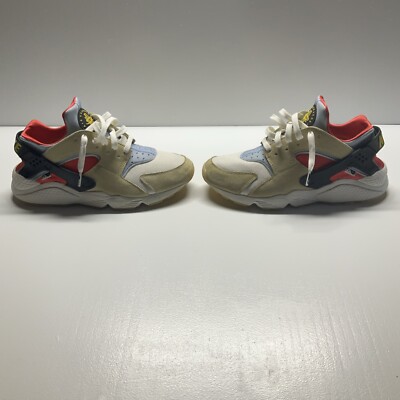 Size 9 - Nike Air Huarache Yin Yang