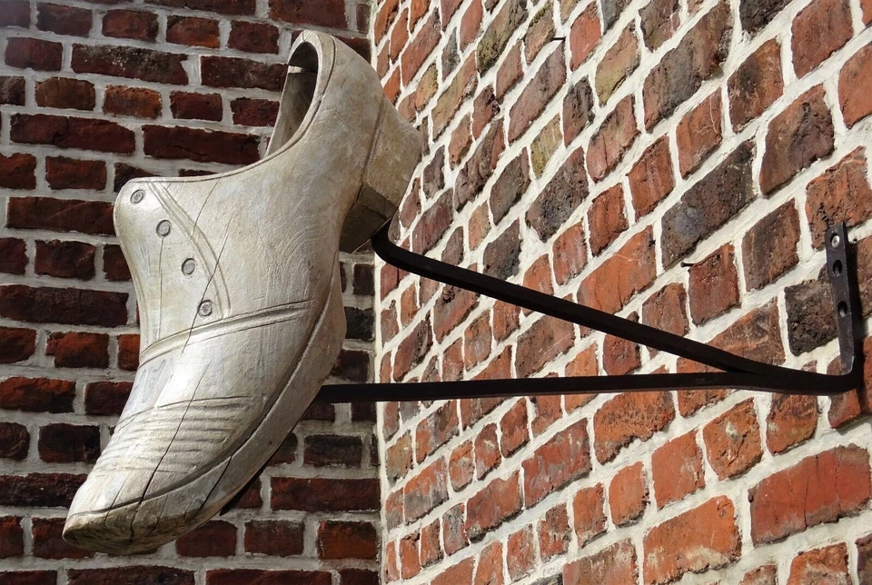 ancienne enseigne de sabotier - sabot - Photo 3/4