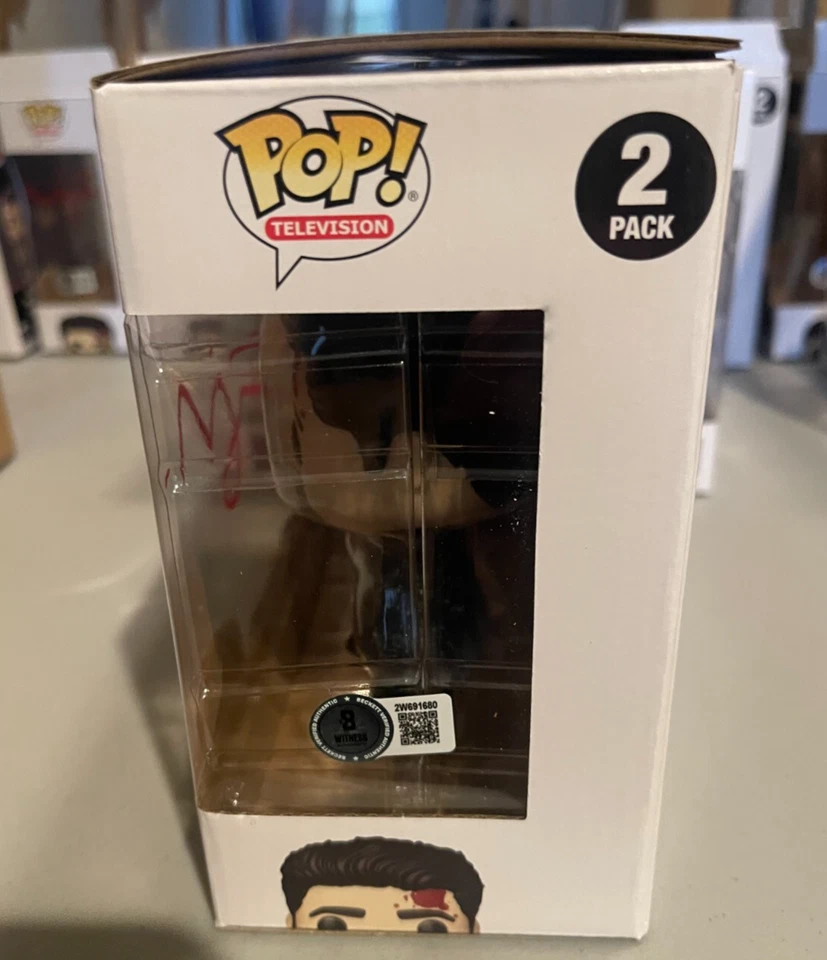 Funko Pop Soprano: Paulie & Christopher 2pk Michael Imperioli Firmado Beckett Foto 2 de 3