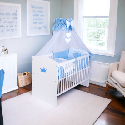 Babybett K2b-korN mit 10-tlg Komplett-Set Bettwäsche Matratze Nestchen Herzen bl