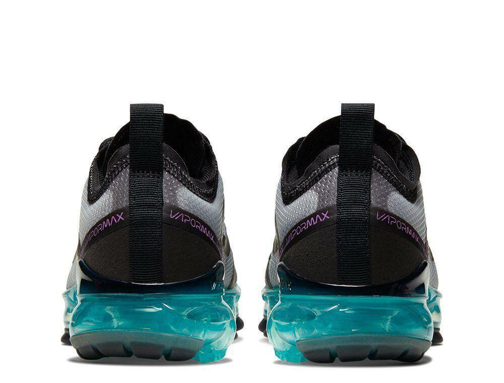 grey junior vapormax