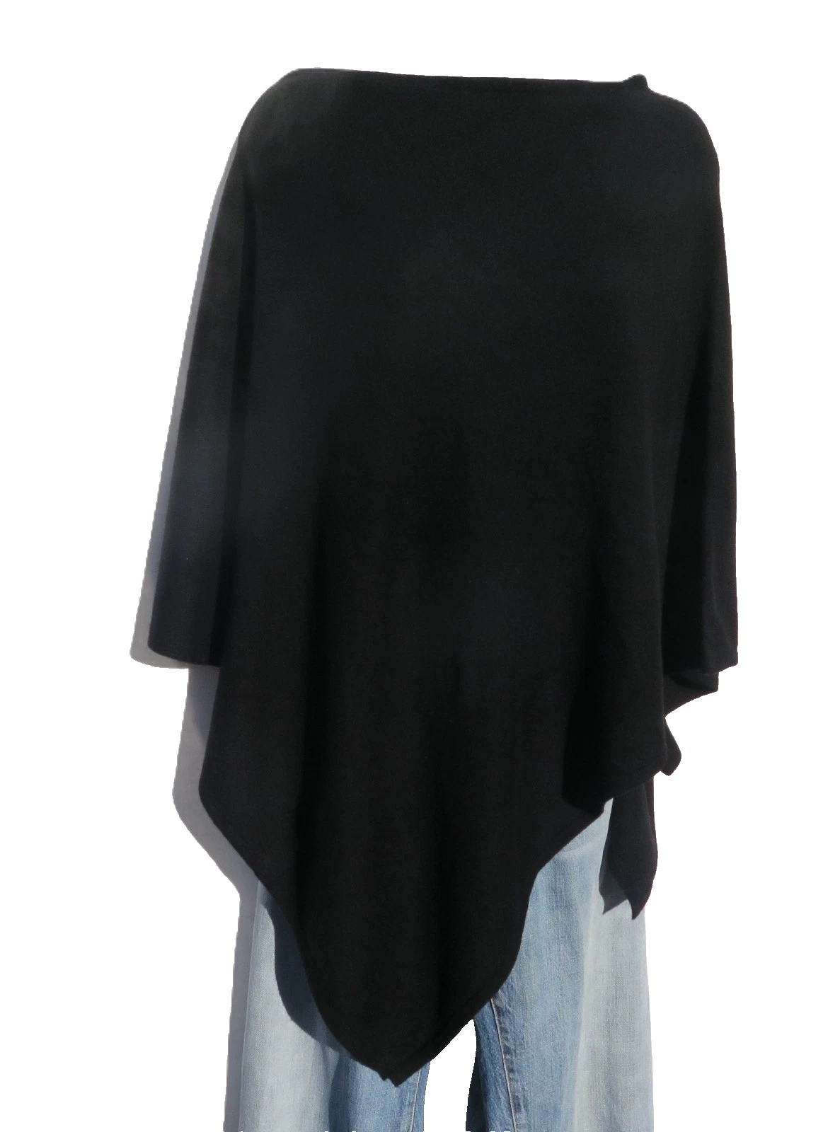 Poncho | 'Boat Neck' | Cashmere A Grade | Knit | Nepal | Black
Opens in a new window or tab