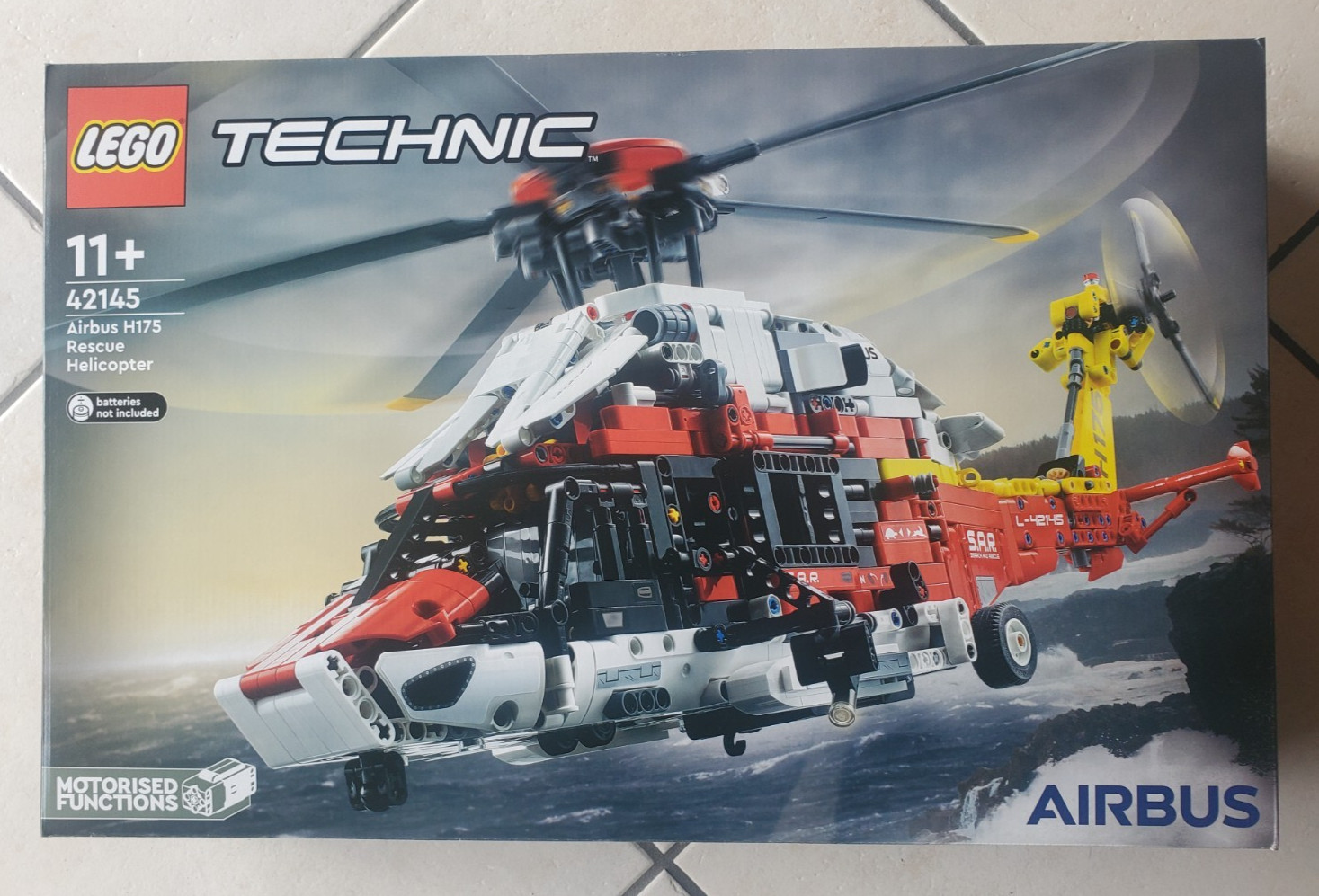 Lego Technic 42145 hélicoptère Airbus H175 maquette à construire adulte