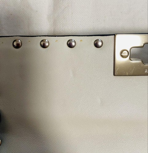 Bolso de Hombro Pequeño VALENTINO GARAVANI Rockstud Spike Cuero Marfil Bandolera - Imagen 8 de 9