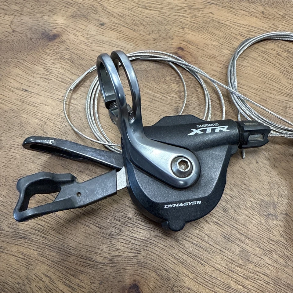 Shimano XTR 11 Speed Mountain Bike Shifters SL-M9000 - Image 2 of 4