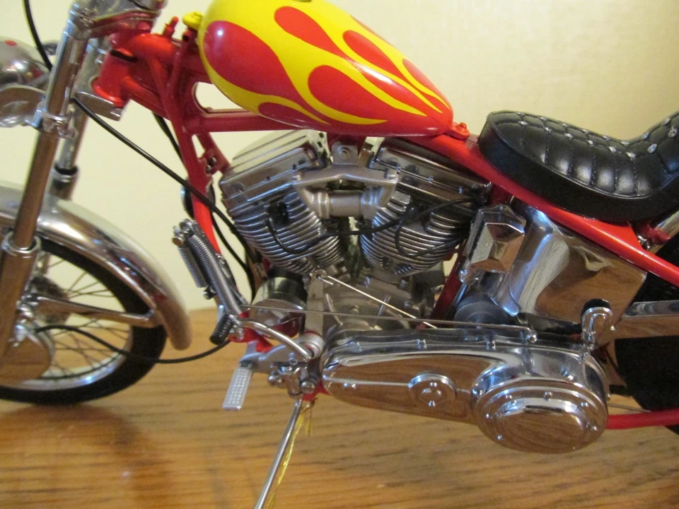 Franklin Mint 1950's Easy Rider Billy Bike Hardtail Panhead 1:10 Diecast Chopper - Image 4 of 4
